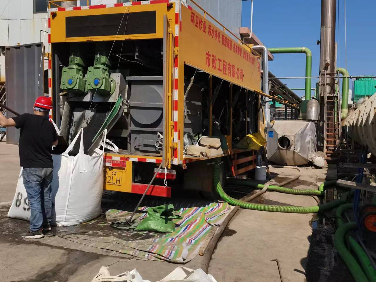 淮滨淤泥压干处理